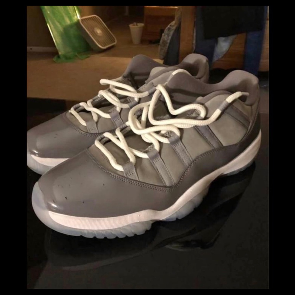 Jordan 11 Cool grey